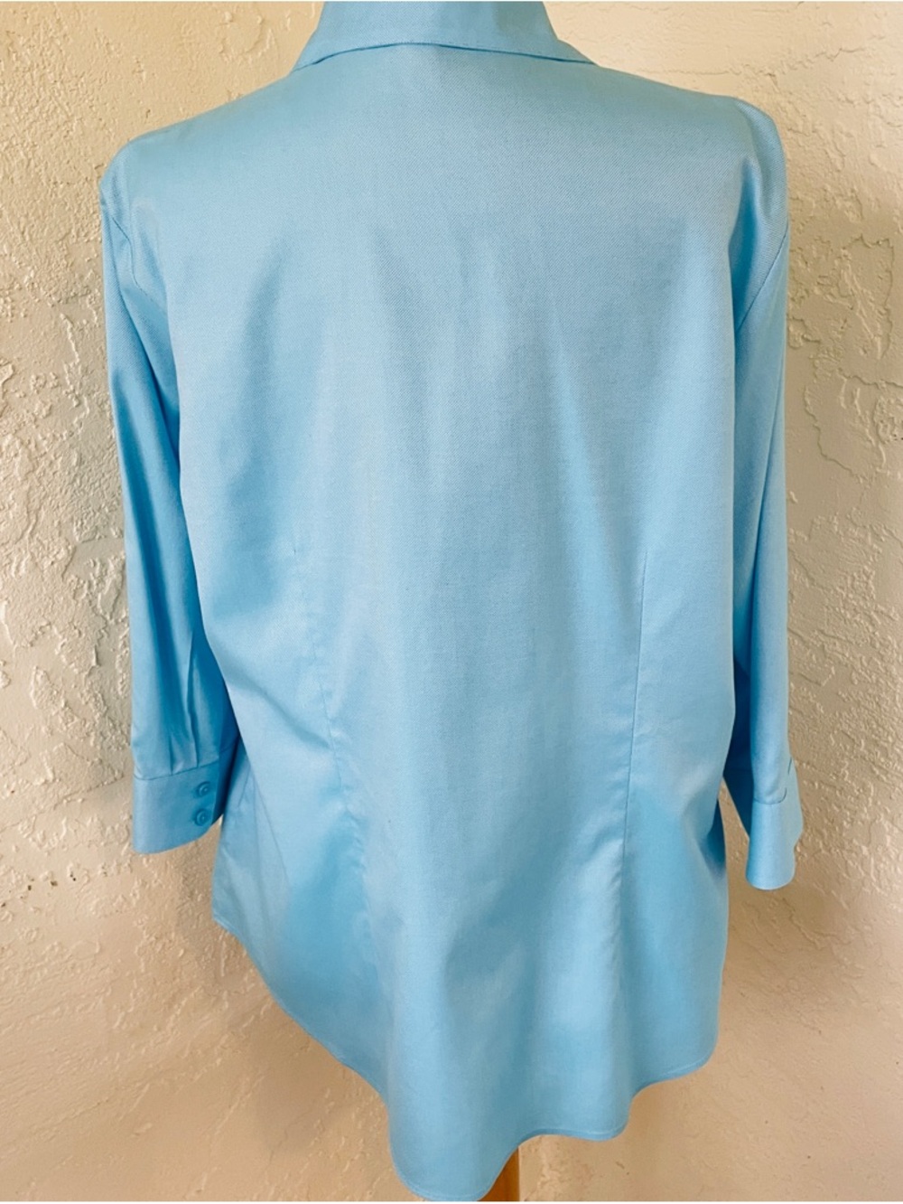 Coldwater Creek No Iron Button Up Shirt Size 1X (18)Blue 3/4 Sleeves 100% Cotton - Picture 3 of 6